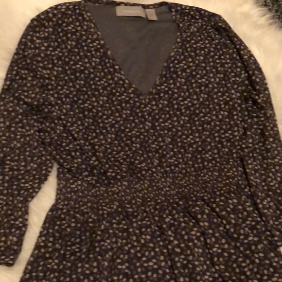 ✅ GONE Sent as a gift 🎁 Liz Claiborne(🧚🏾‍♂️5/$25 - Picture 2 of 4